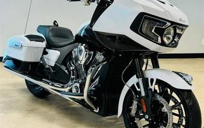 2024 Indian Motorcycle Challenger® Limited with PowerBand Audio Package