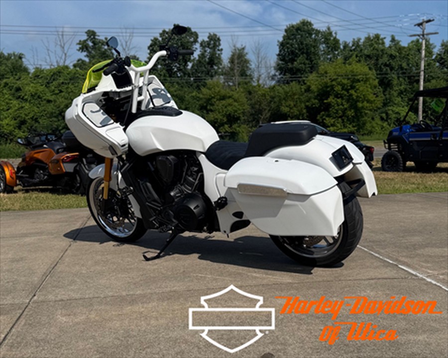 2020 Indian Motorcycle Challenger® Dark Horse®