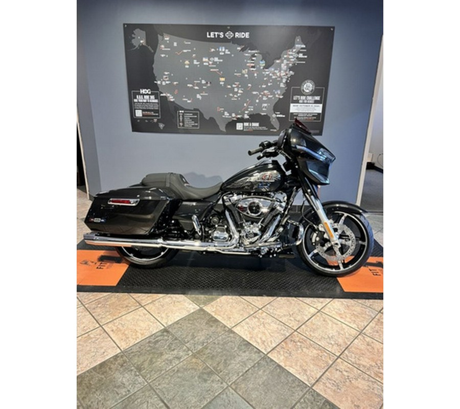 2026 Harley-Davidson Street Glide FLHX