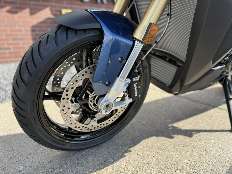 2026 BMW Motorrad S 1000 XR BLUE