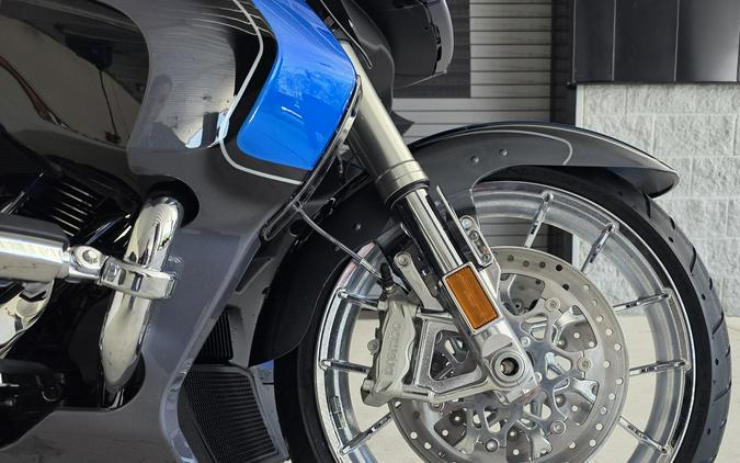 2026 Harley-Davidson® CVO Street Glide Limited Electric Coast CVO Two-Tone
