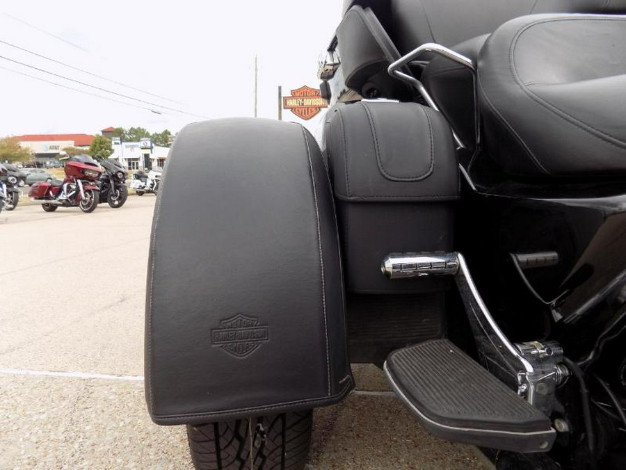 2016 Harley-Davidson TRI GLIDE ULTRA CLASSIC