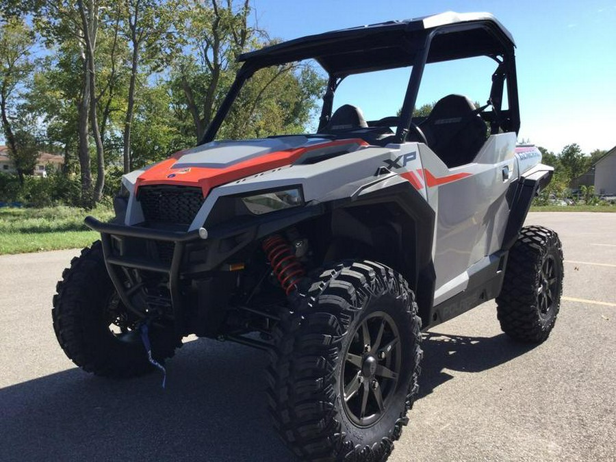 2027 Polaris® General XP 1000 Sport