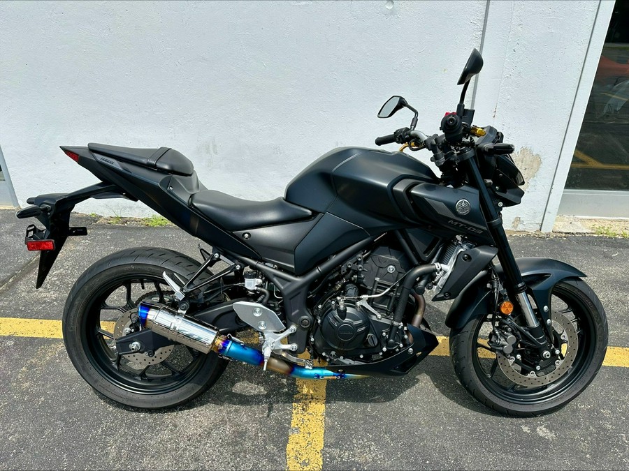 2021 Yamaha 03