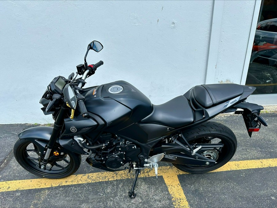 2021 Yamaha 03