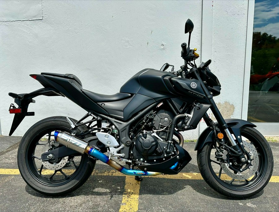 2021 Yamaha 03