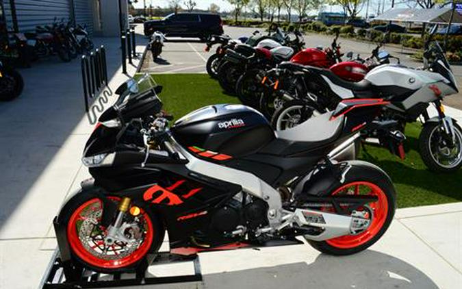 2024 Aprilia RSV4 1100