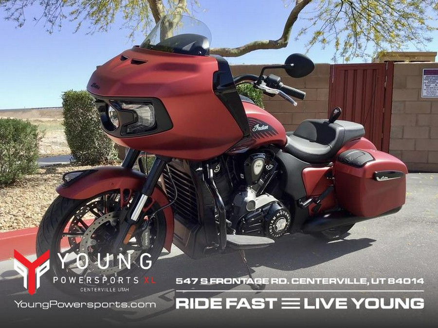 2024 Indian Motorcycle® Challenger® Dark Horse® w/PowerBand Audio Pkg Sunset Red Smoke