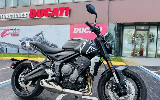 2022 Triumph Trident 660 Matt Jet Black And Silver Ice