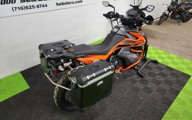2022 KTM 890 Adventure