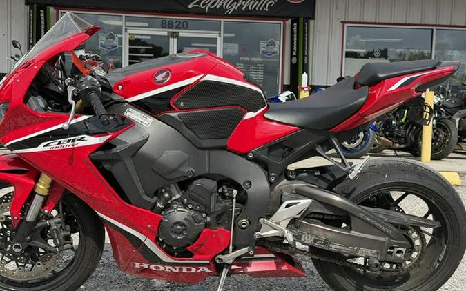 2018 Honda CBR1000RR SP