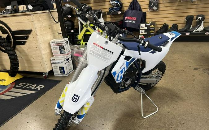 2024 Husqvarna® EE 5