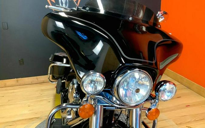 2012 Harley-Davidson® FLHTC103