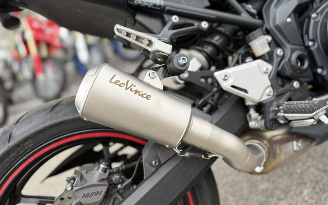 2023 Kawasaki Z900 ABS Metallic Black/Graphite Gray/Flat Black