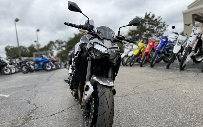 2023 Kawasaki Z900 ABS Metallic Black/Graphite Gray/Flat Black