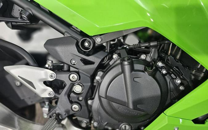 2023 Kawasaki Ninja® 400 KRT Edition