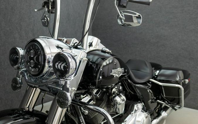 2017 HARLEY DAVIDSON FLHR ROAD KING W/ABS