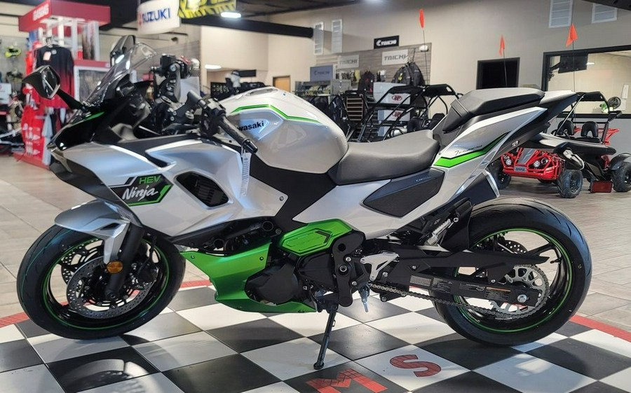 2024 Kawasaki Ninja® 7 Hybrid ABS