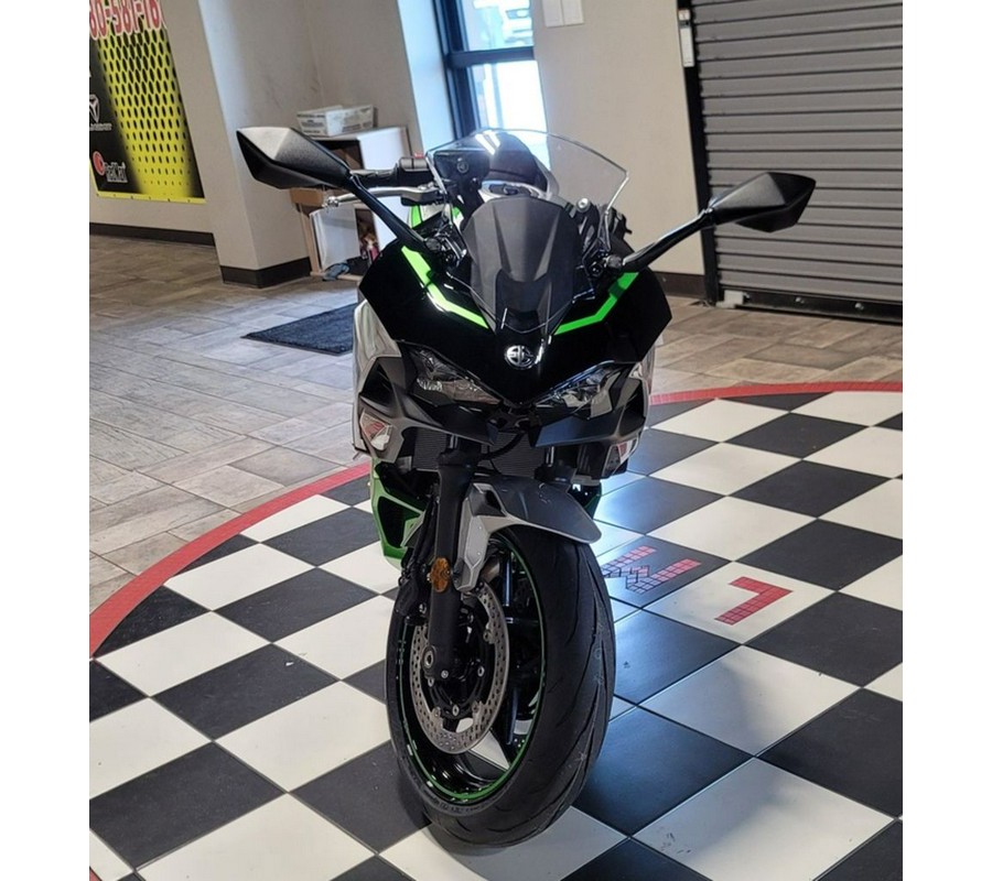 2024 Kawasaki Ninja® 7 Hybrid ABS