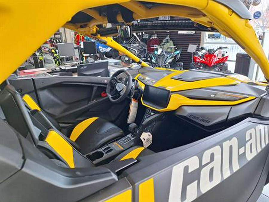 2024 Can-Am Maverick R X RS with Smart-Shox