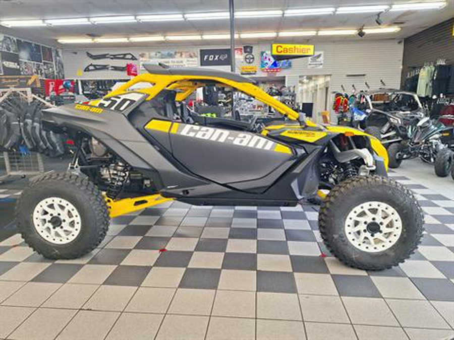 2024 Can-Am Maverick R X RS with Smart-Shox