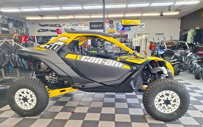 2024 Can-Am Maverick R X RS with Smart-Shox