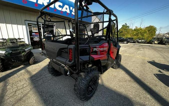 2024 Honda® Pioneer 1000-5 Deluxe