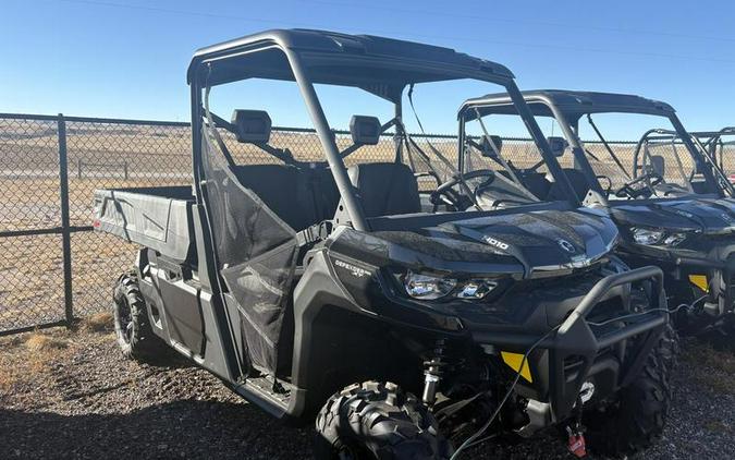 2026 Can-Am® Defender PRO XT HD10