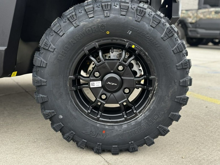 2027 Polaris® Ranger Crew XP 1000 Cab - Heat - A/C