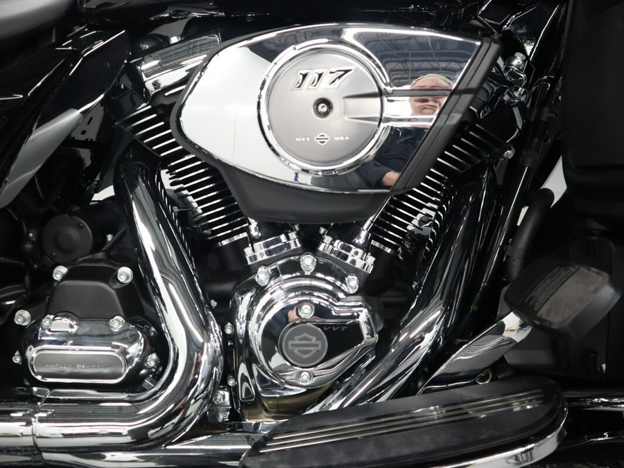 2026 Harley-Davidson Street Glide Limited FLHXL