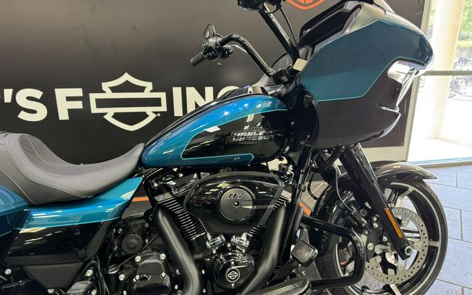 2026 Harley-Davidson® Road Glide® Teal Thunder / Vivid Black Black Trim