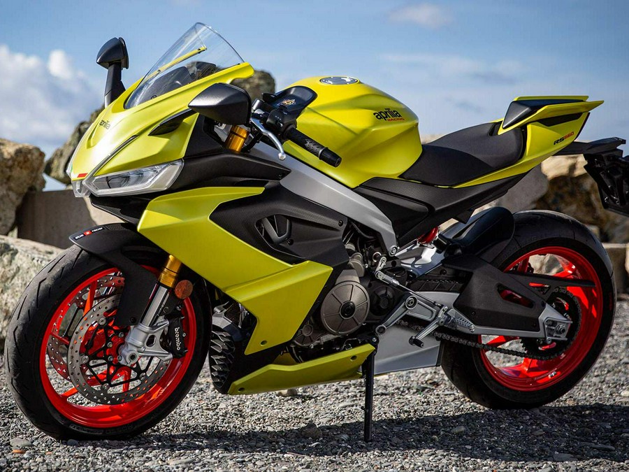 2024 Aprilia RS 660