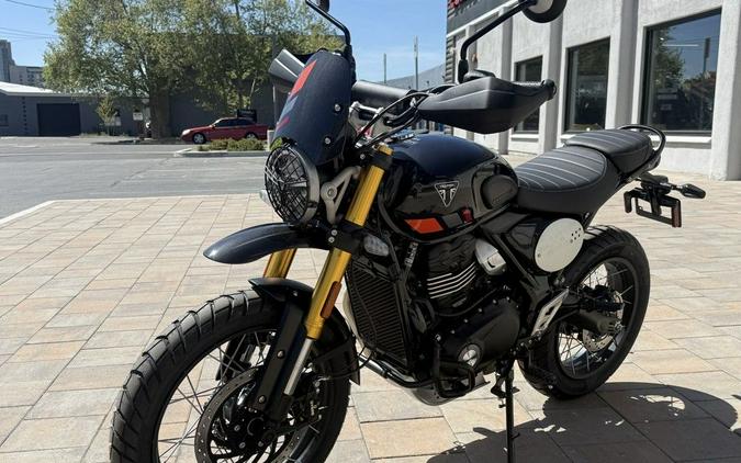 2026 Triumph Scrambler 400 XC Storm Grey