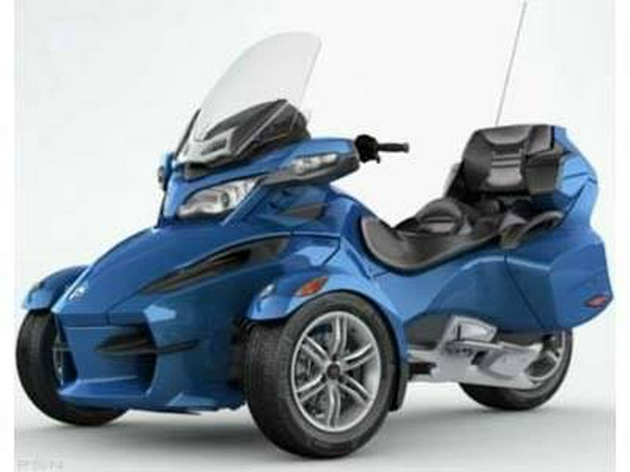 2010 Can-Am Spyder® RT Audio & Convenience SE5