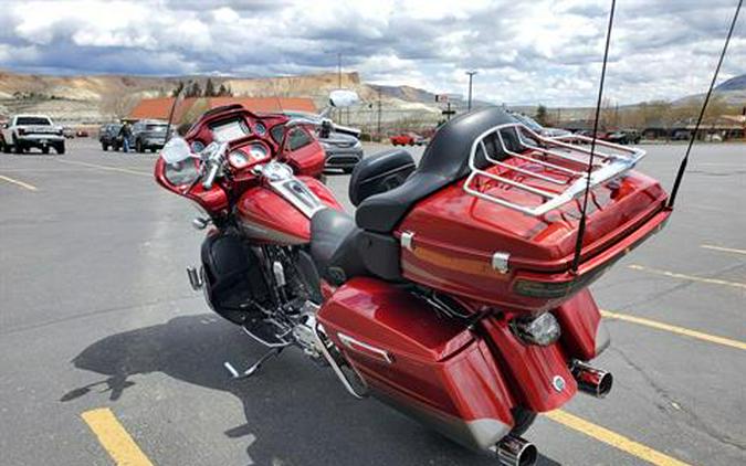 2016 Harley-Davidson CVO™ Road Glide™ Ultra