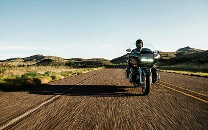 2016 Harley-Davidson CVO™ Road Glide™ Ultra