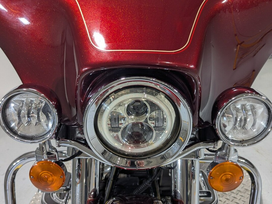 2008 Harley-Davidson® Electra Glide® Classic Crimson Red Sunglo