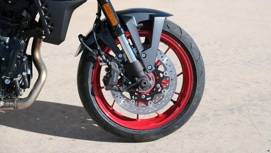 2026 SUZUKI GSX8S