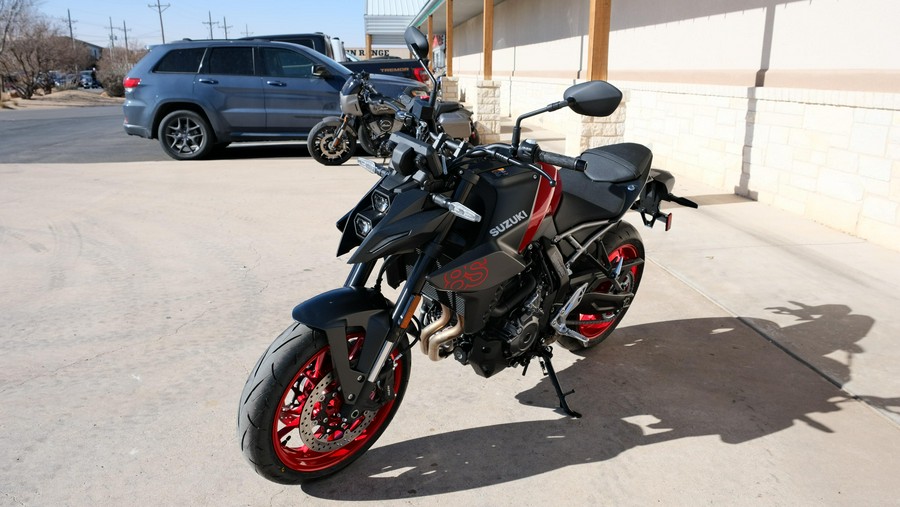 2026 SUZUKI GSX8S