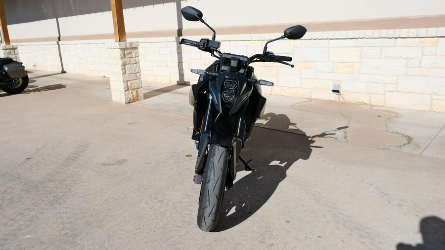 2026 SUZUKI GSX8S