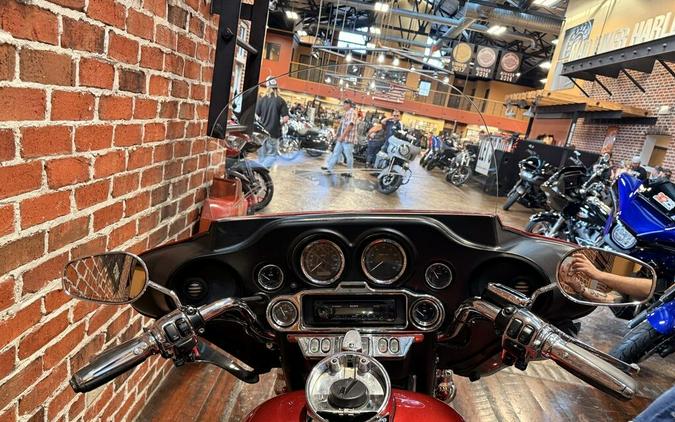 2012 Harley-Davidson Ultra Classic Electra Glide FLHTCU