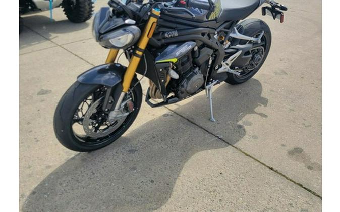 2026 Triumph Speed Triple 1200 RS