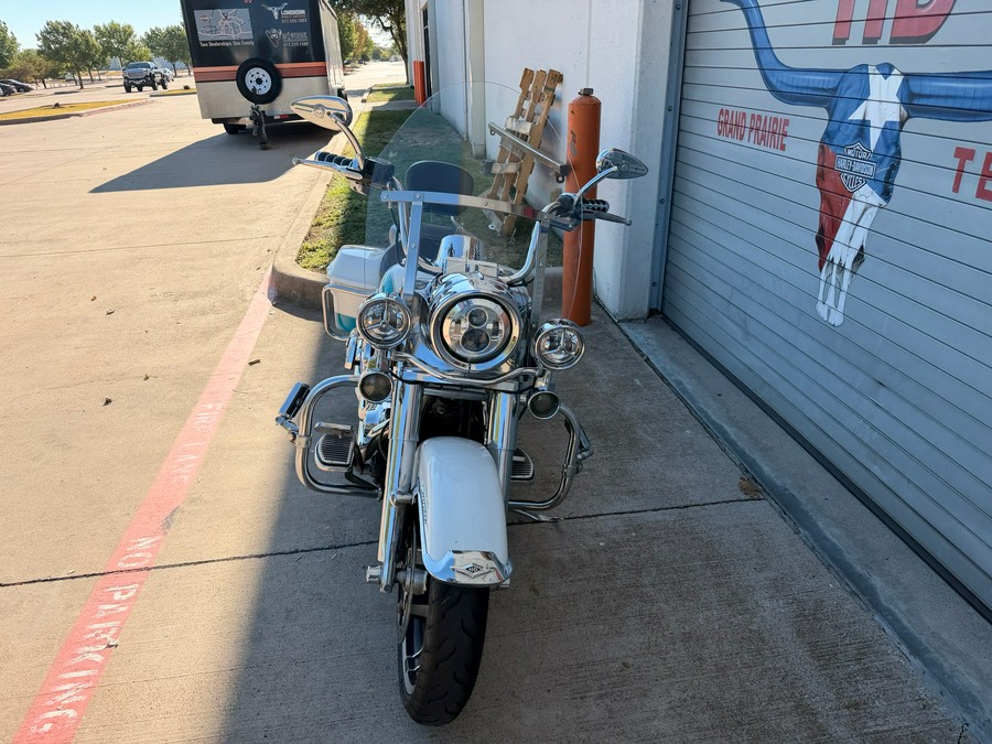 2016 Harley-Davidson Road King®