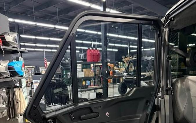 2027 Can-Am Defender XU PRO Limited
