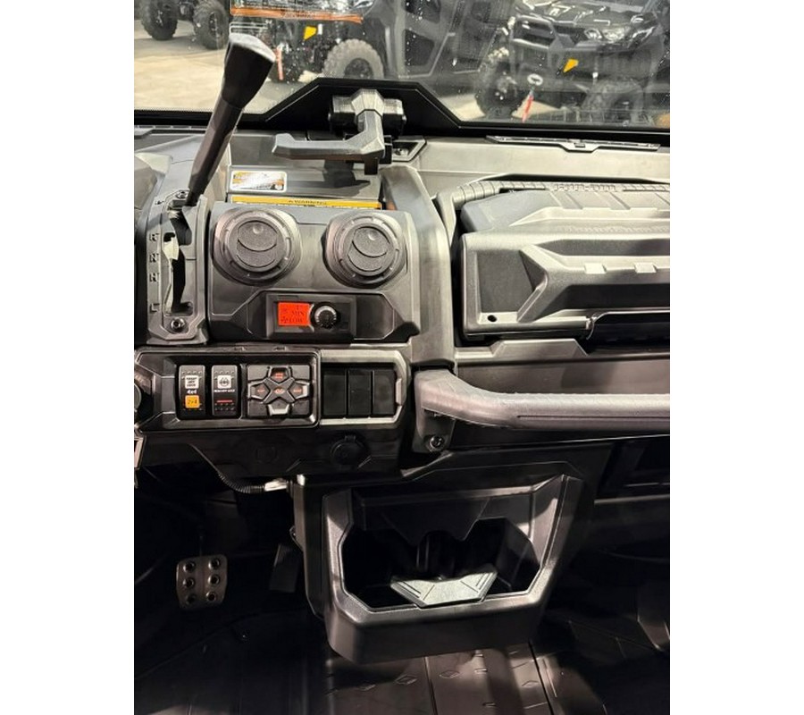 2027 Can-Am Defender XU PRO Limited