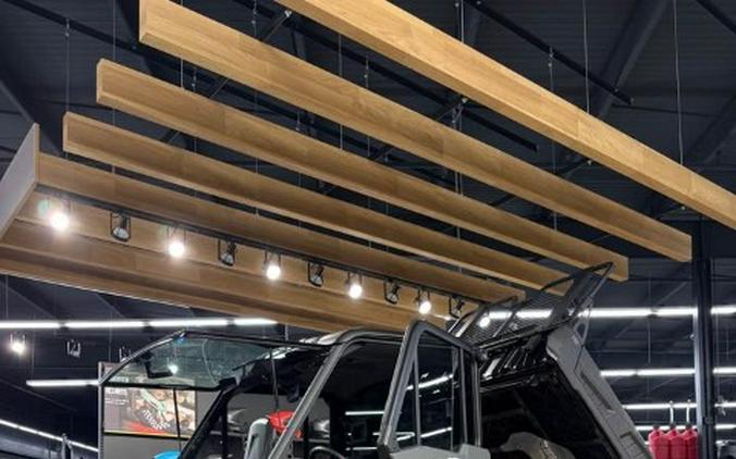 2027 Can-Am Defender XU PRO Limited