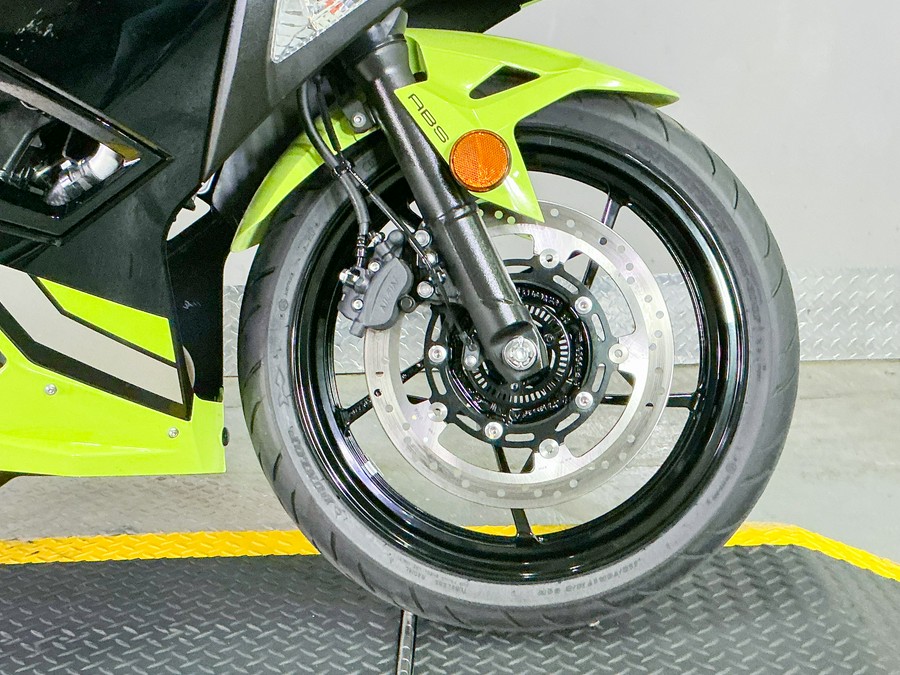 2026 Kawasaki NINJA® 500 ABS