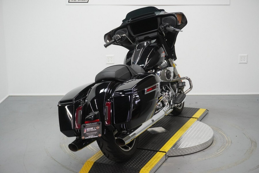 2024 Harley-Davidson® Street Glide® Vivid Black