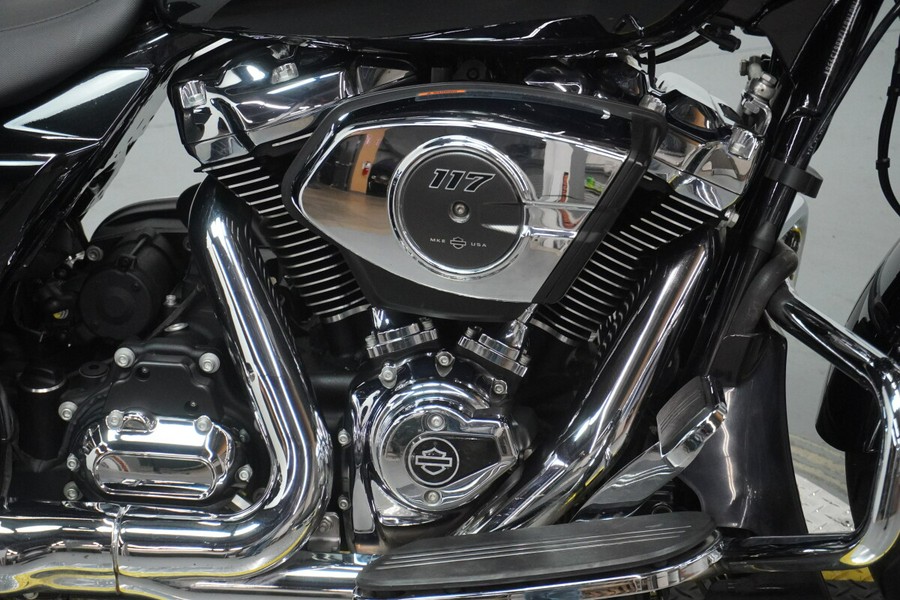 2024 Harley-Davidson® Street Glide® Vivid Black