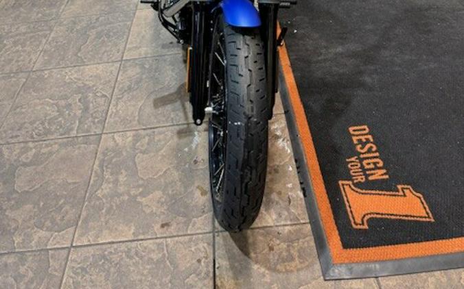 2026 Harley-Davidson® Street Bob® Aurora Blue Denim - Chrome w/Cast Wheels